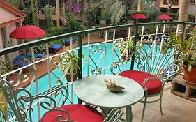 Woodmere Grand Hotel & Serviced Apartments
